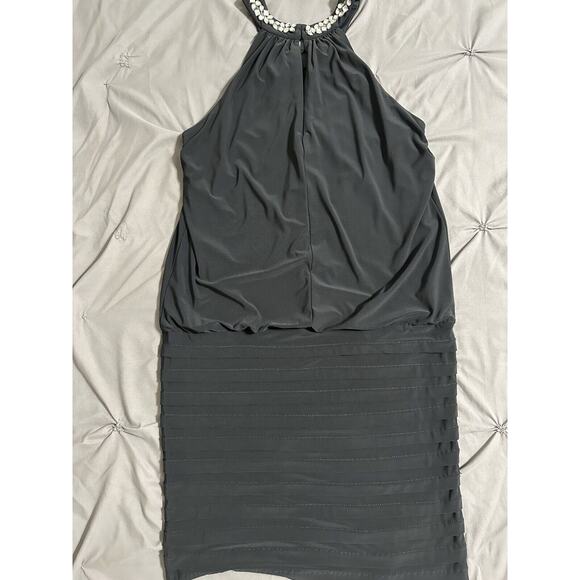 Xscape Womens Cocktail Party Dress Embellished Halter Neck Rushed Bottom Sz 4 - Picture 11 of 12